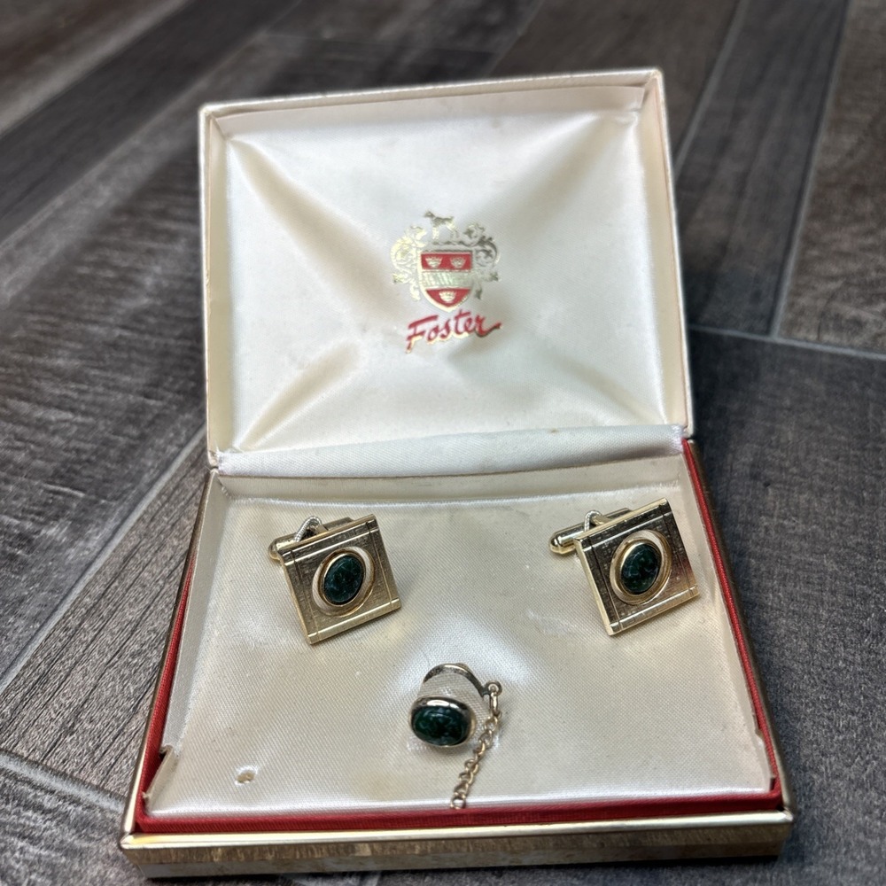 Foster Gold Tone Cufflinks & Tie Tack Set Green Stone Vintage‎ w/ Box